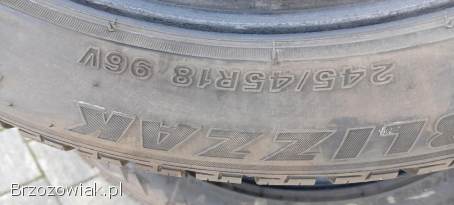 245/45r18 Bridgestone,  2 opony zimowe 18 cali,  8mm
