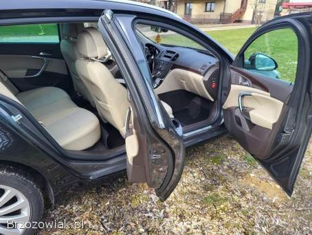 Opel Insignia 2,  0 CDti SPOTRT  2010