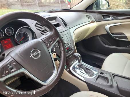 Opel Insignia 2,  0 CDti SPOTRT  2010
