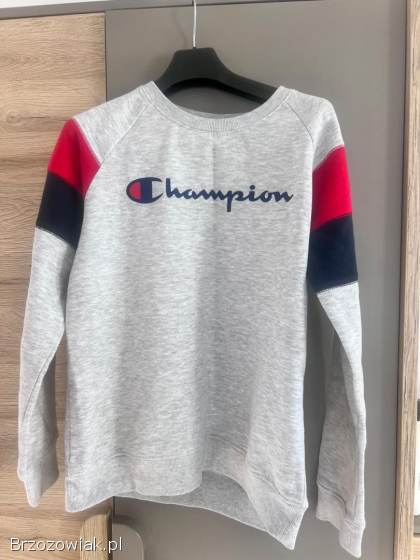 Sprzedam bluzy i spodnie