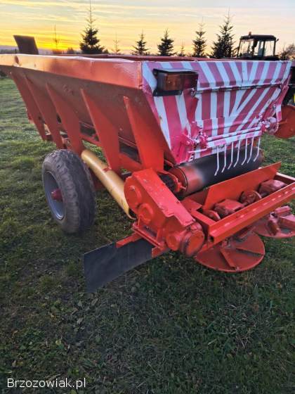 Sprzedam przyczepę jednoosiową wywrotkę