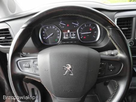 Peugeot Traveller 2,  0 HDI 8-osób  2019