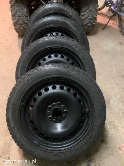 Felgi stalowe 16 z oponami zimowymi