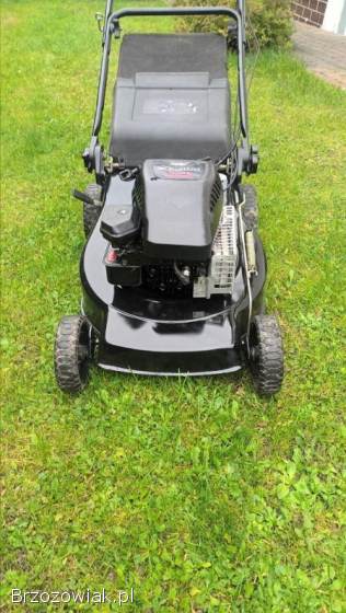 Kosiarka spalinowa z napędem