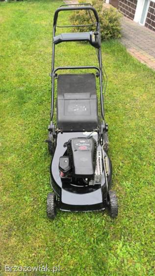Kosiarka spalinowa z napędem