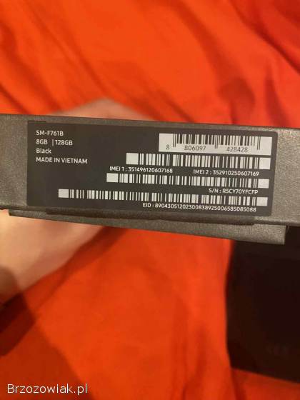 Sprzedam w idealnym stanie Samung Galaxy z Flip 7 FE 8/128 GB