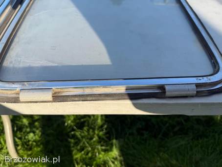 Tylne szyby uchylne do Volkswagena Type 3 Notchback