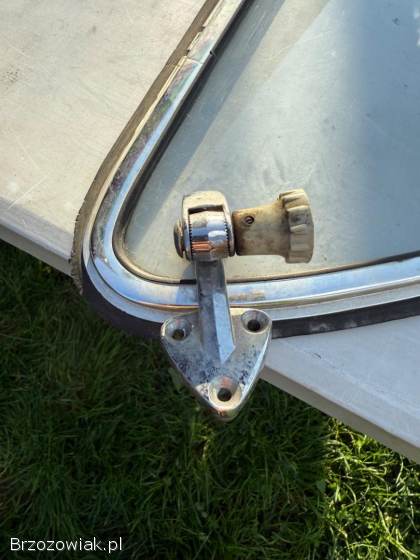 Tylne szyby uchylne do Volkswagena Type 3 Notchback