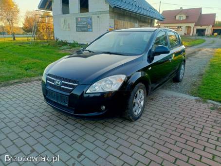 Kia Cee'd 1.  4 B 2007