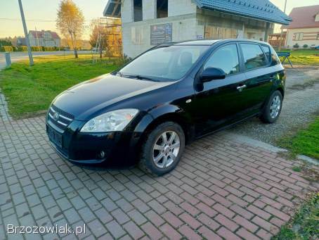 Kia Cee'd 1.  4 B 2007