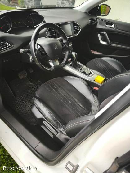 Peugeot 308 PureTech 2015