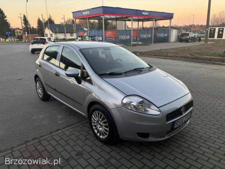 Fiat Punto 1.  4 niski przebi 2009