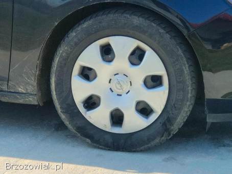 Opony zimowe z felgami