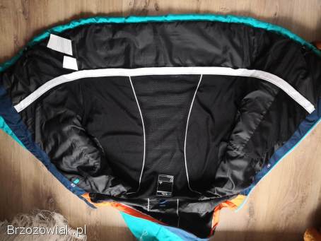 Sprzedam damską kurtkę sportową