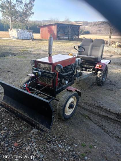 Traktorek sam