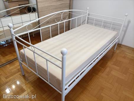 Łóżko białe metalowe 90 z materacem