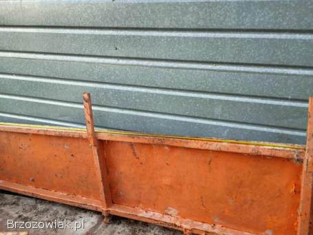 Sprzedam burty do przyczepy i siłownik