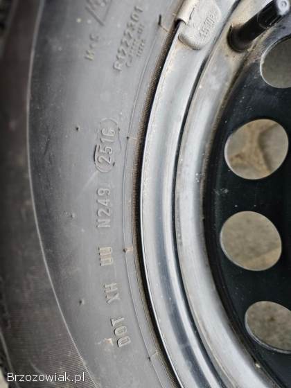 Felgi stalowe R15 6Jx15H2 ET43,  opony zimowe Pirelli