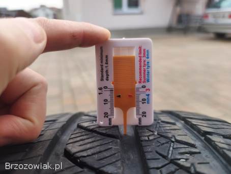 Opony całoroczne SUV 235/55 R17 99V