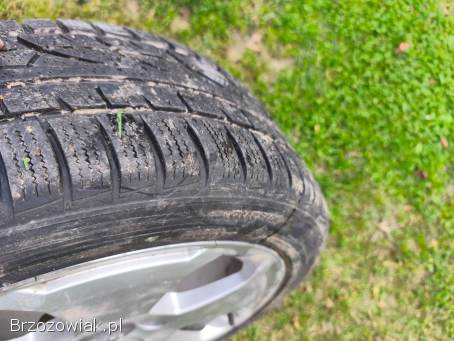 Alufelgi Audi z oponami zimowymi 225/45 17