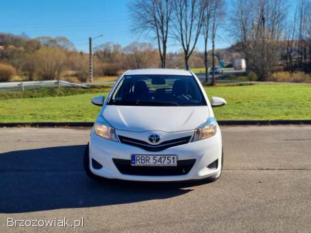Toyota Yaris 1.  3 benzyna  2014