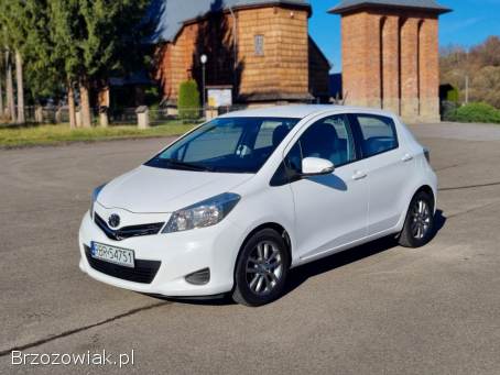 Toyota Yaris 1.  3 benzyna  2014