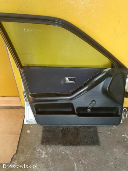 Audi 80 b 4 drzwi lewy przod