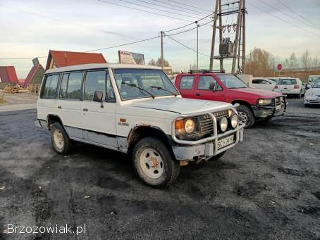 Mitsubishi Pajero 2.  5D 84km 88r  1988