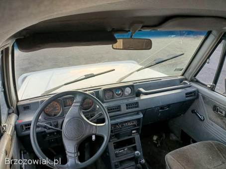 Mitsubishi Pajero 2.  5D 84km 88r  1988