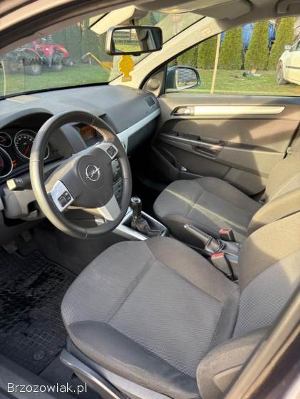Opel Astra Astra H 2009