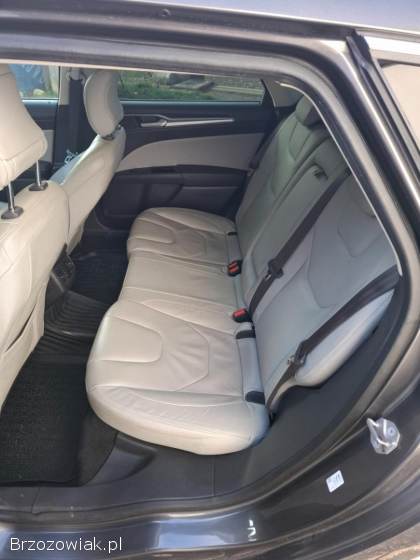 Ford Mondeo Mk5  2015