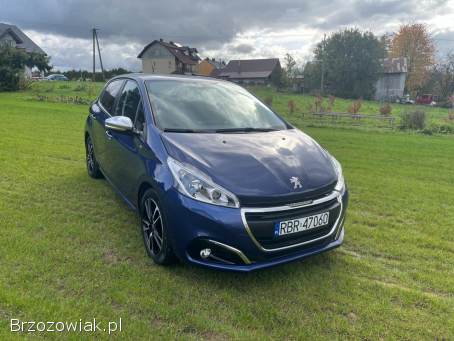 Peugeot 208 2016