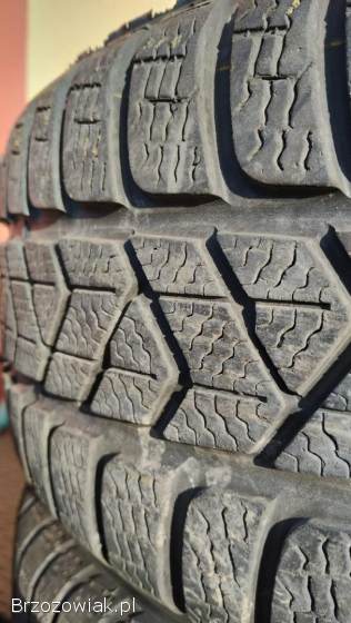 PIRELLI SOTTOZERO 215/60 R16