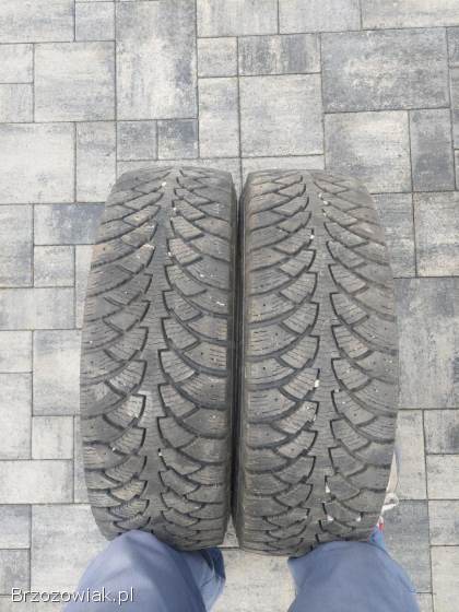 Sprzedam 2 opony