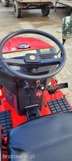 Traktorek Mitsubishi MT-155 + glebogryzarka Mitsubishi P-120 + pług + brona