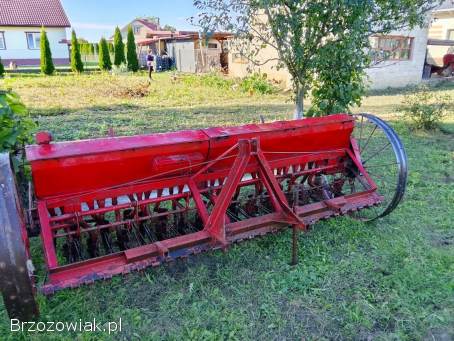 Sprzedam siewnik więcej informacji pod nr +48692079419