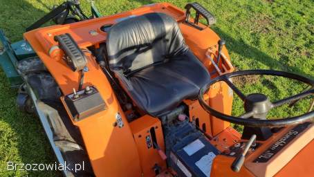 Ciągnik Kubota B1702-M