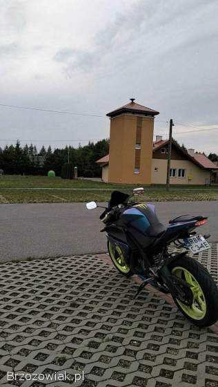Yamaha YZF 125 2013