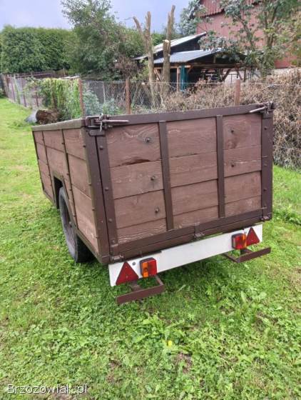 Przyczepa dwukołowa do ciągnika