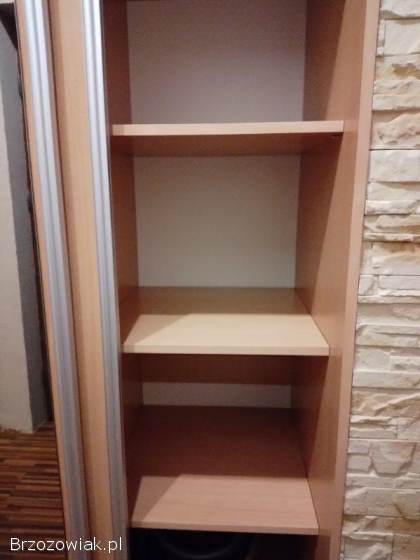 Sprzedam szafę do przedpokoju z przesuwnymi drzwiami