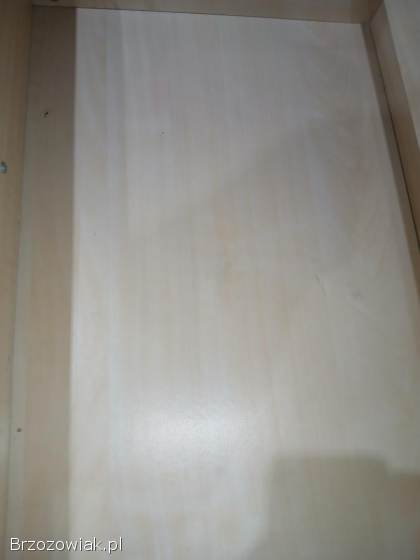 Jasna beżowa / kremowa komoda