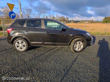 Nissan Qashqai 2.  0 Lift  2011