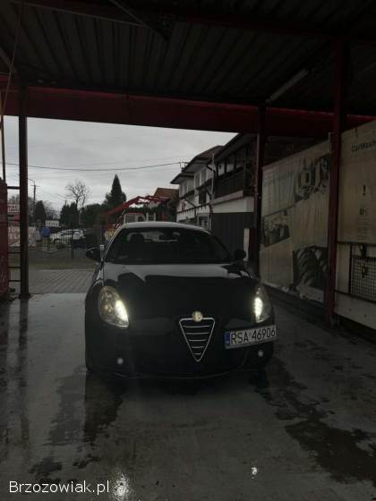 Alfa Romeo Giulietta 1.  4 TB LPG  2011