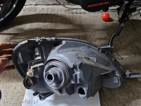 Reflektor Lampa Toyota Yaris 1