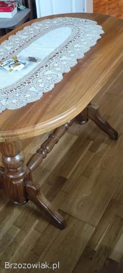 Stół dębowy z rzeźbiona nogą