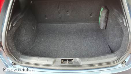 Volvo V40 1,  6T 150KM 2012