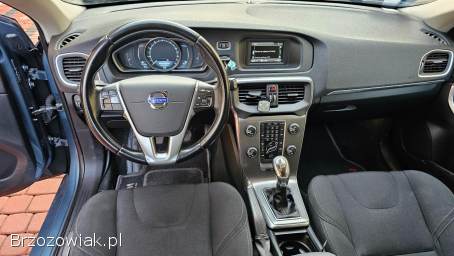 Volvo V40 1,  6T 150KM 2012
