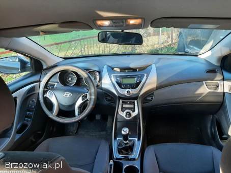 Hyundai Elantra 2012