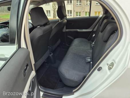 Toyota Yaris 1.  3 Benzyna LIFT 2009