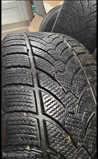 Opony zimowe 235 45 18